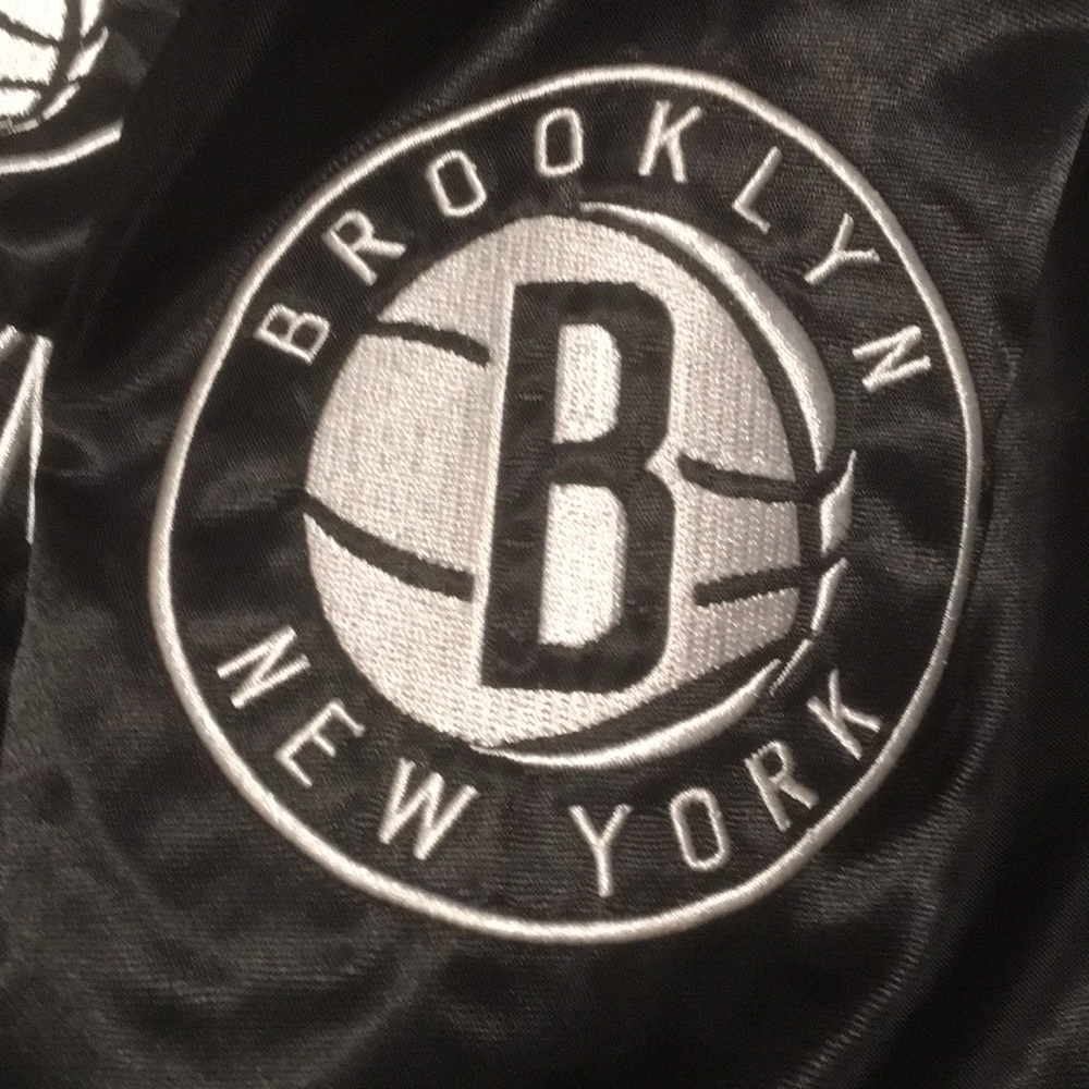 Brooklyn nets jacket - Picture 5 of 5